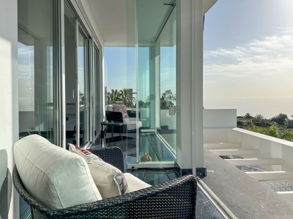 Detached Villa La Capellania Málaga - image 32