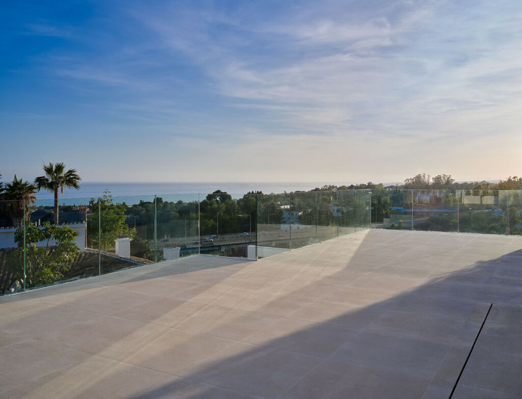 Detached Villa Marbella Málaga - image 25