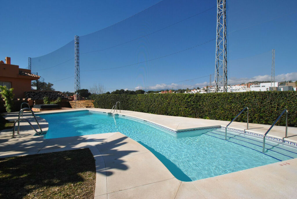 Townhouse Cabopino Málaga - image 25