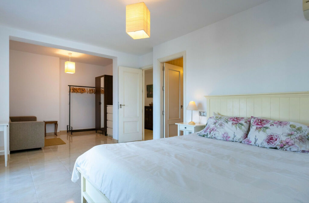 Detached Villa Alhaurín el Grande Málaga - image 25