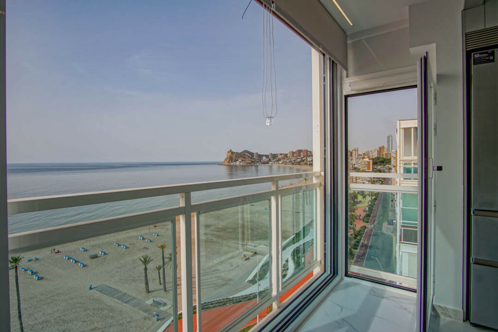 Middle Floor Apartment Benidorm Alicante - image 25