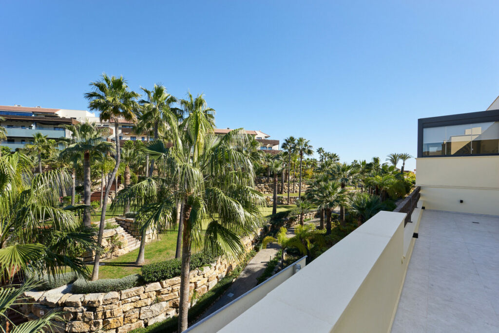 Penthouse Estepona Málaga - image 27