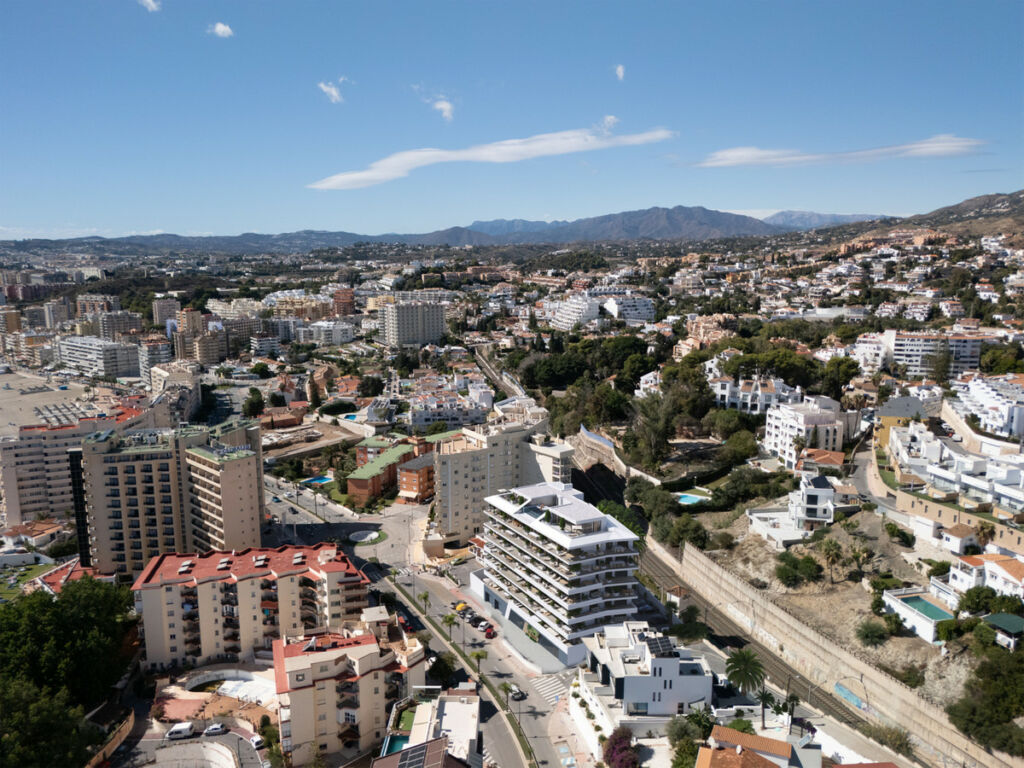 Middle Floor Apartment Fuengirola Málaga - image 27
