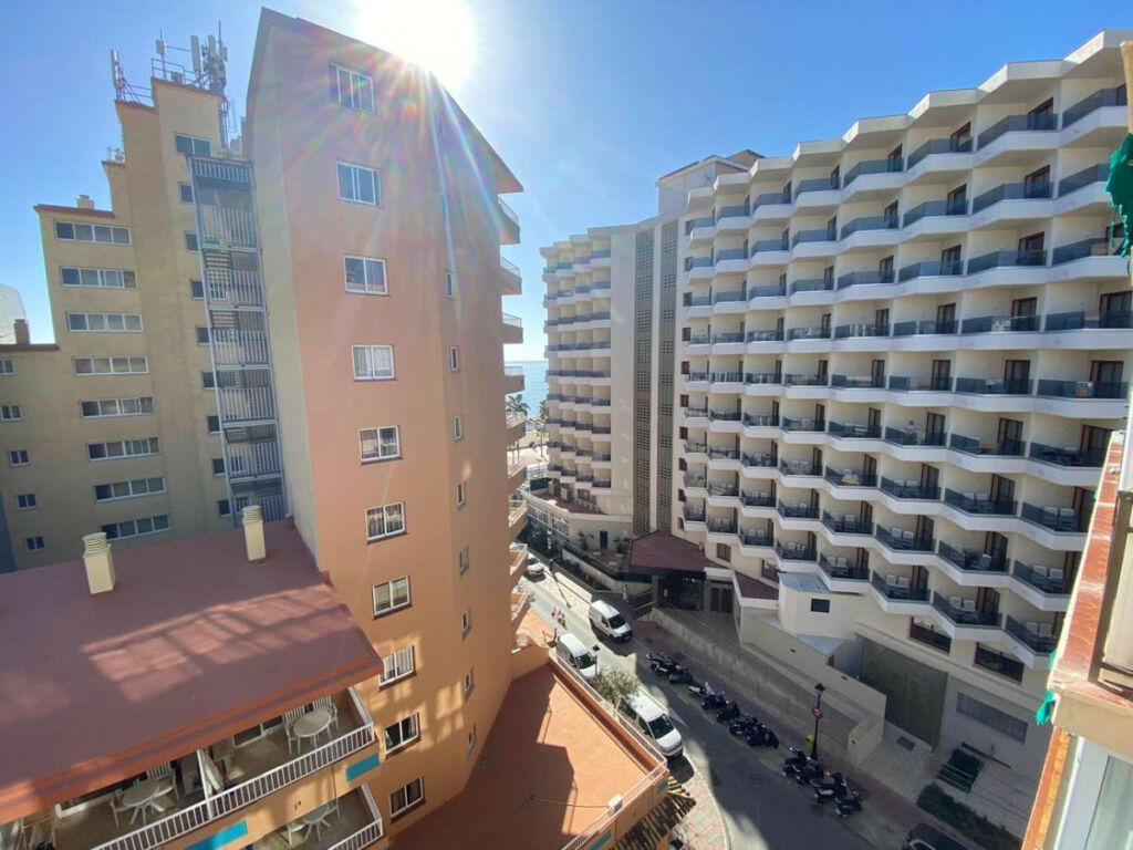 Middle Floor Apartment Fuengirola Málaga - image 26