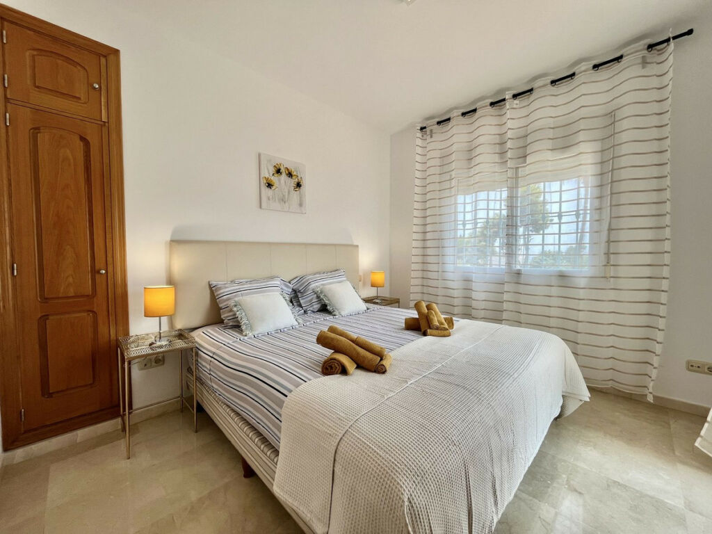 Detached Villa San Pedro de Alcántara Málaga - image 26