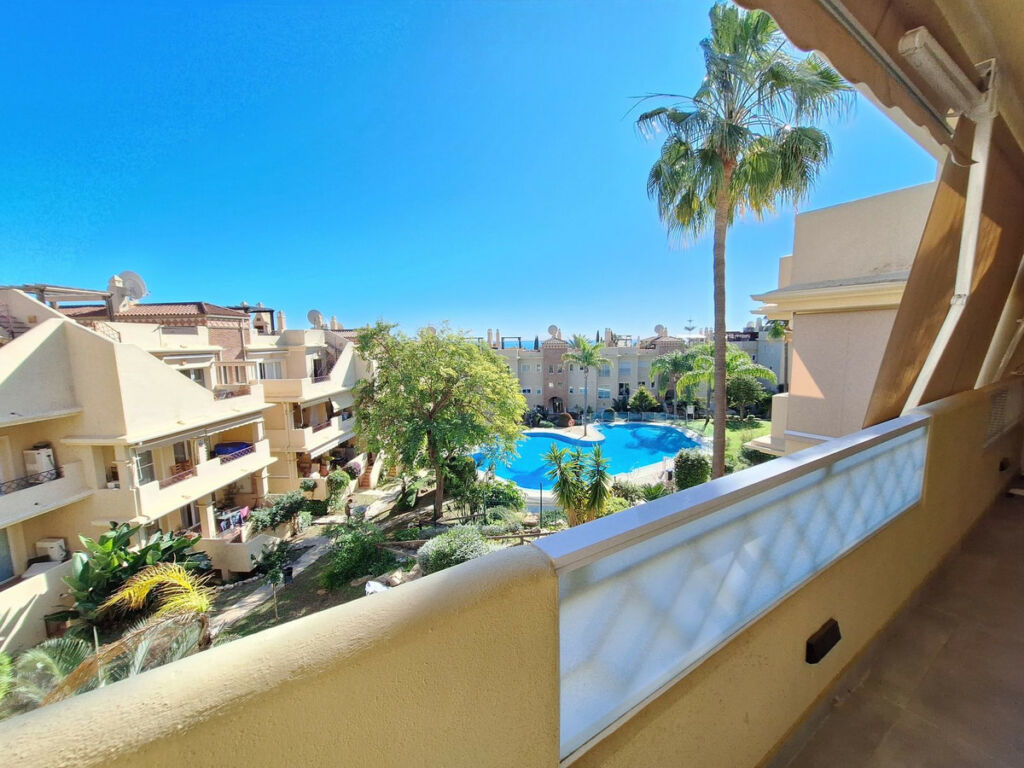 Middle Floor Apartment Bel Air Málaga - image 25