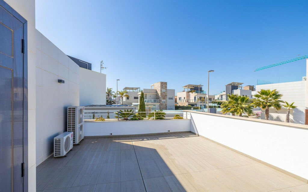 Detached Villa Campoamor Alicante - image 26