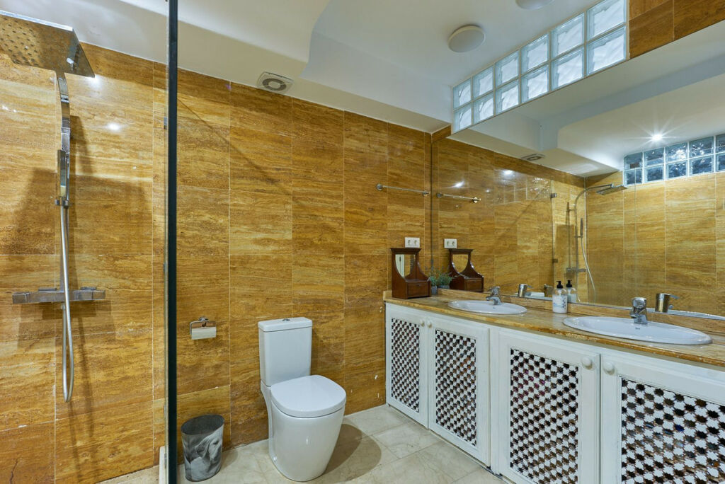 Semi-Detached House The Golden Mile Málaga - image 26