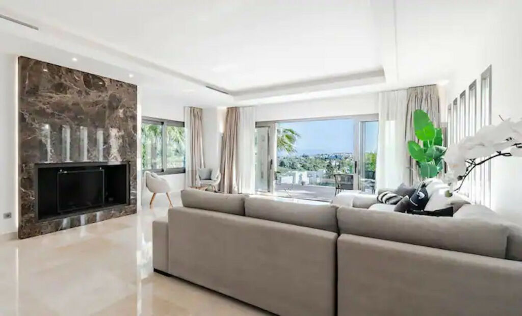 Detached Villa Benahavís Málaga - image 26