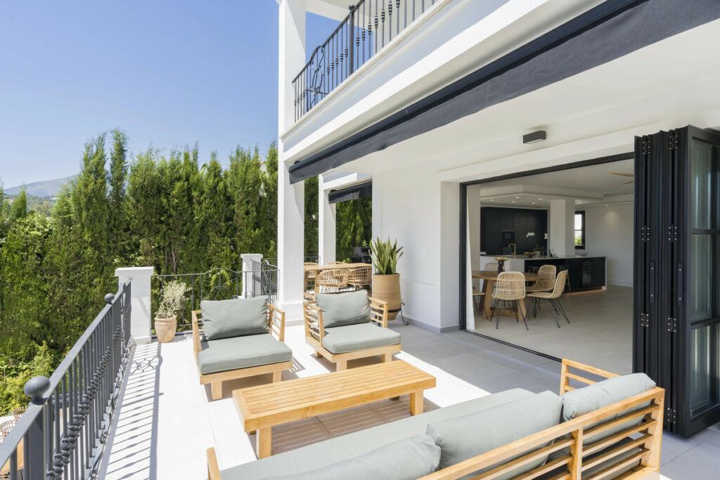 Detached Villa Benahavís Málaga - image 25