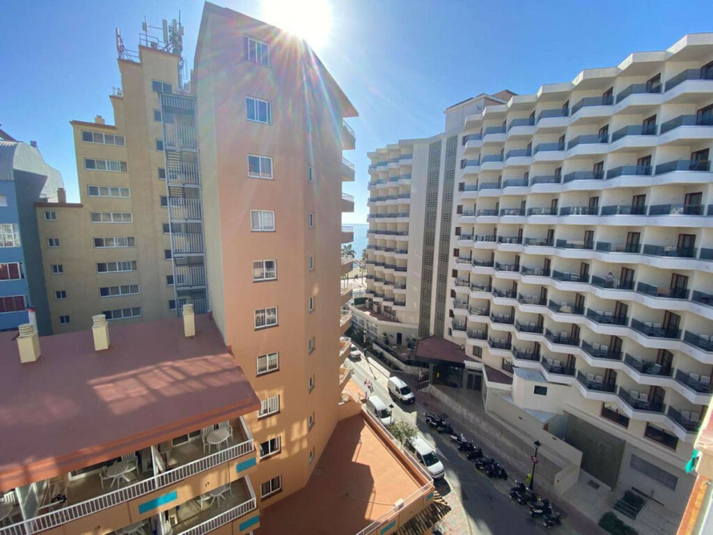 Middle Floor Apartment Fuengirola Málaga - image 27