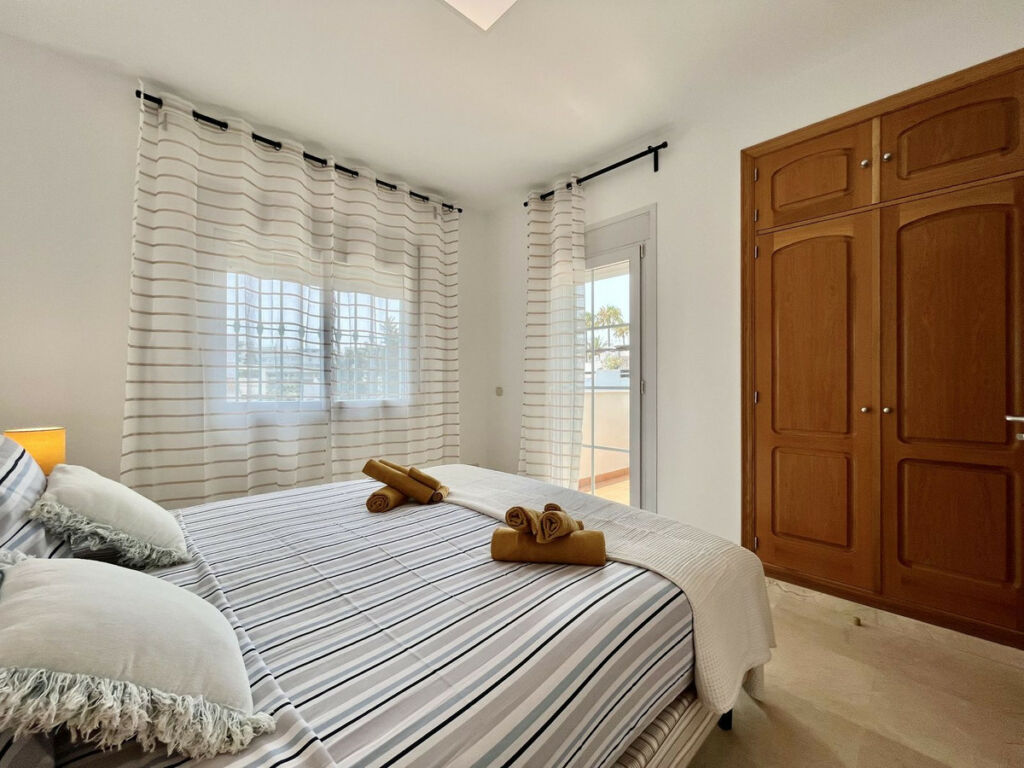 Detached Villa San Pedro de Alcántara Málaga - image 27