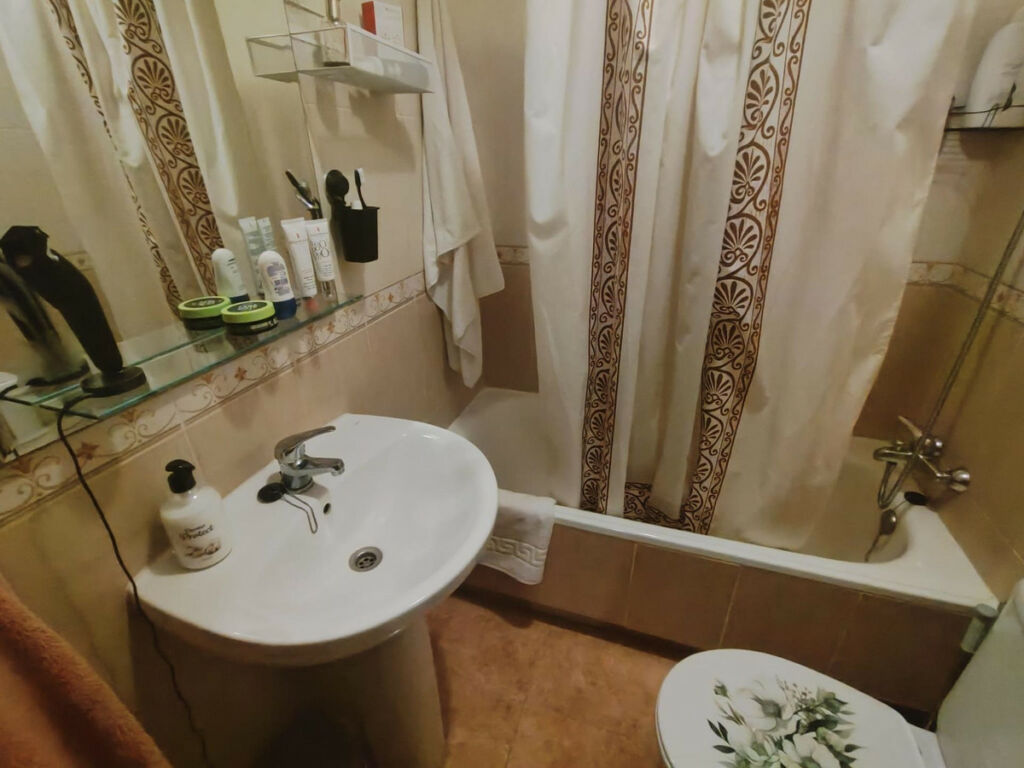 Middle Floor Apartment Torrevieja Alicante - image 27