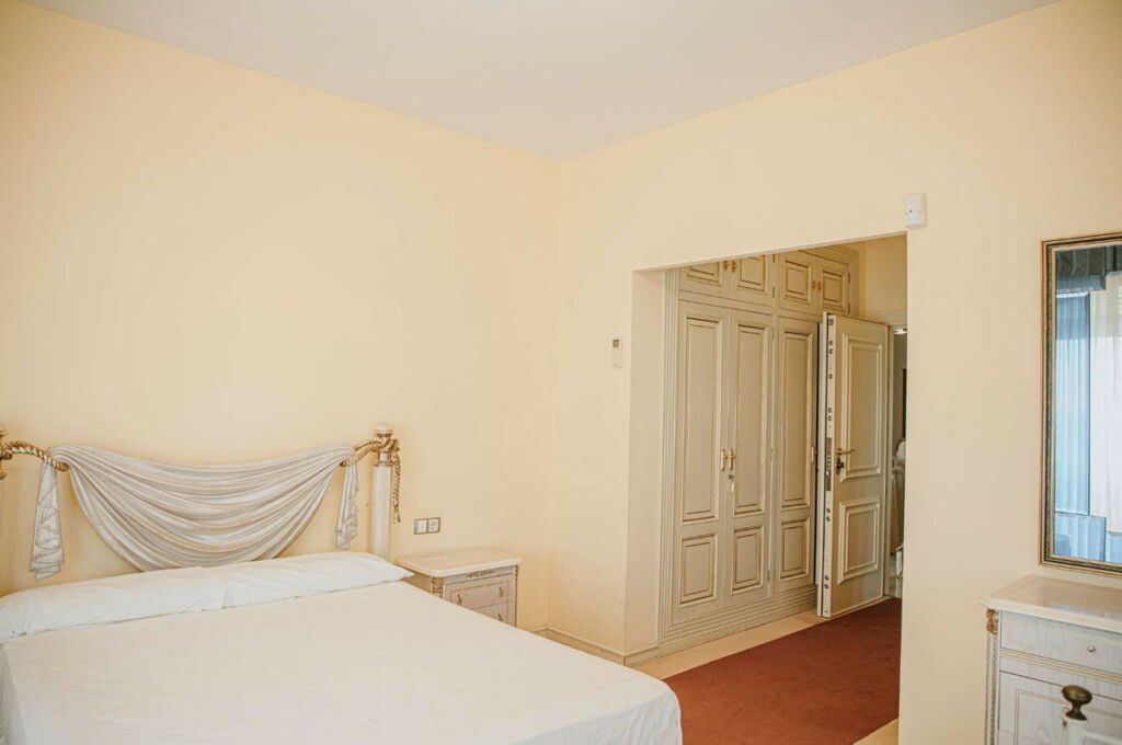 Detached Villa Benalmadena Málaga - image 27