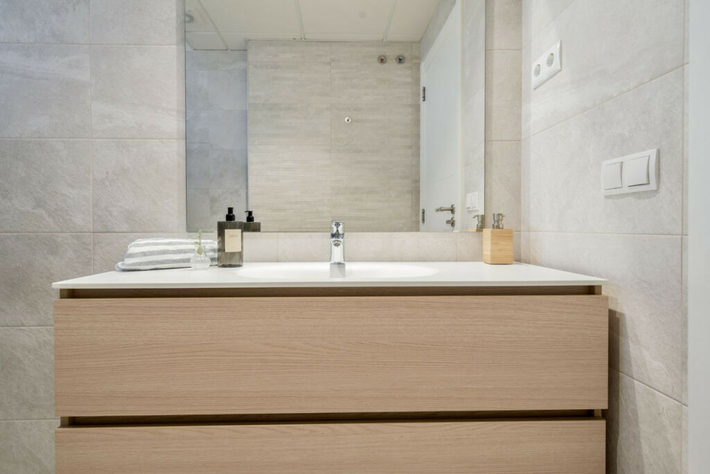 Ground Floor Apartment El Paraiso Málaga - image 27