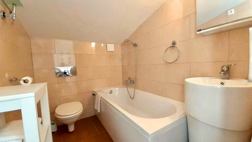 Detached Villa Teulada Alicante - image 27