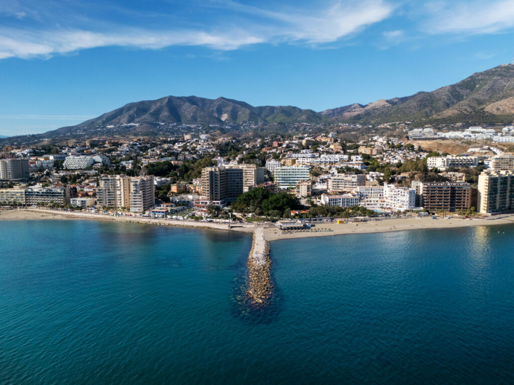 Middle Floor Apartment Fuengirola Málaga - image 29