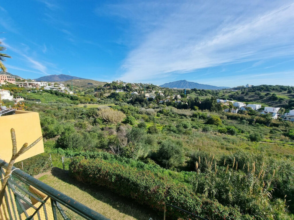 Top Floor Apartment Estepona Málaga - image 27