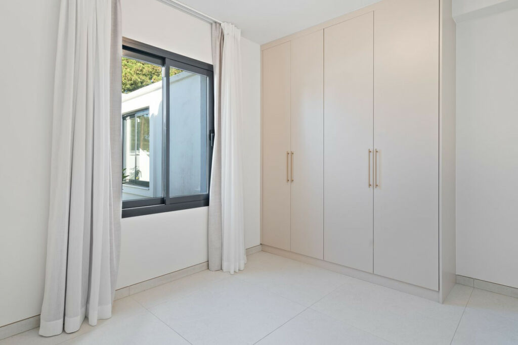Detached Villa Elviria Málaga - image 26
