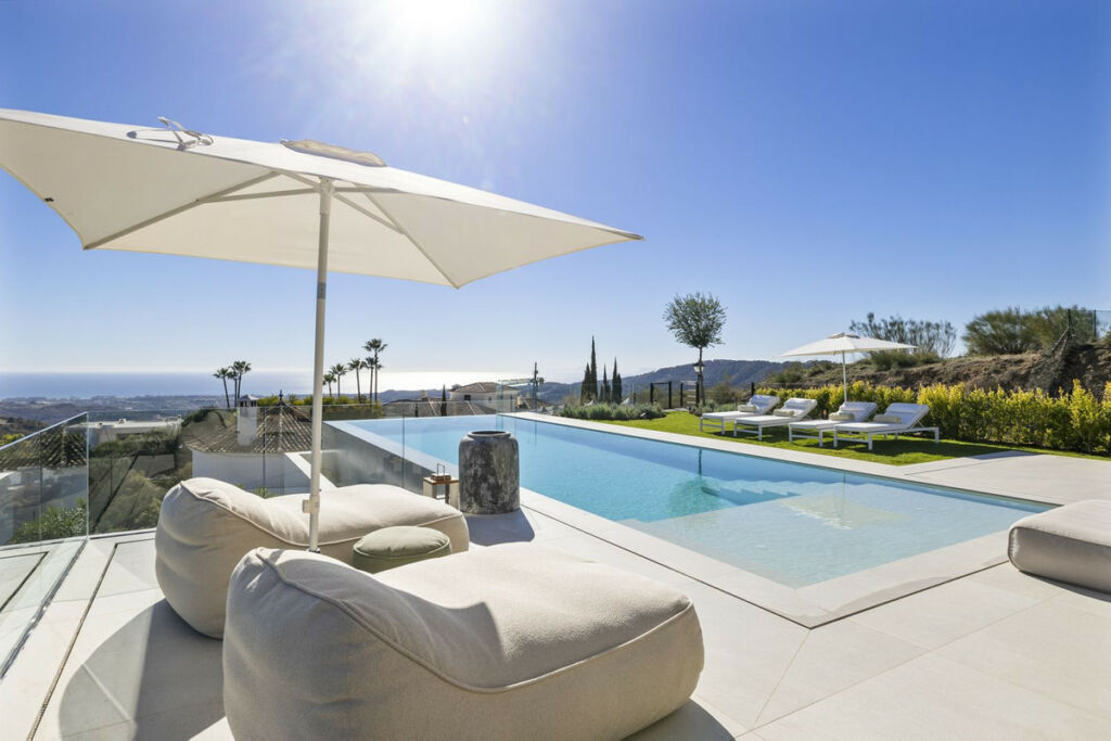 Detached Villa Benahavís Málaga - image 40