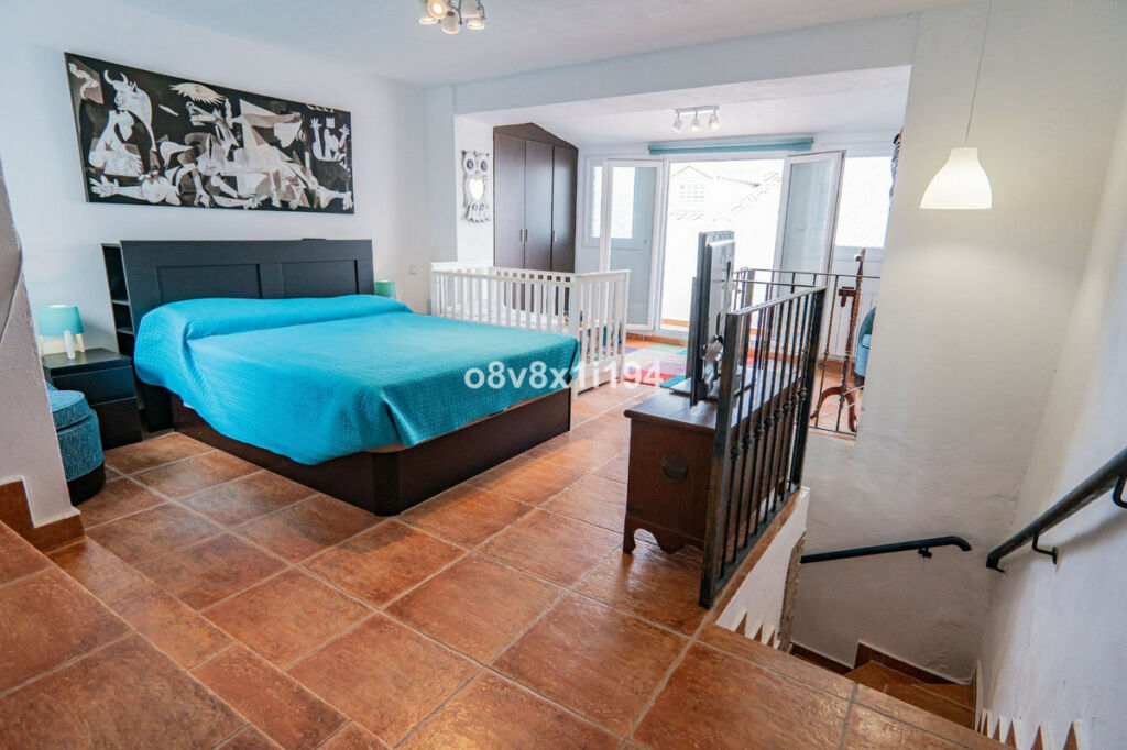 Detached Villa Pizarra Málaga - image 28