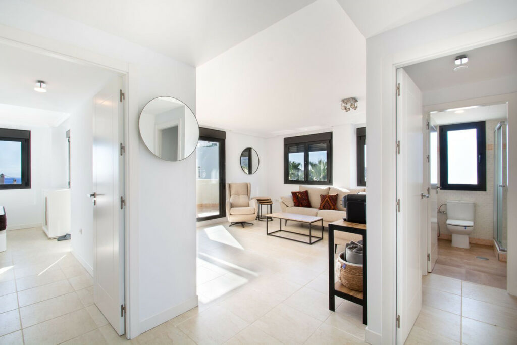 Penthouse Estepona Málaga - image 8