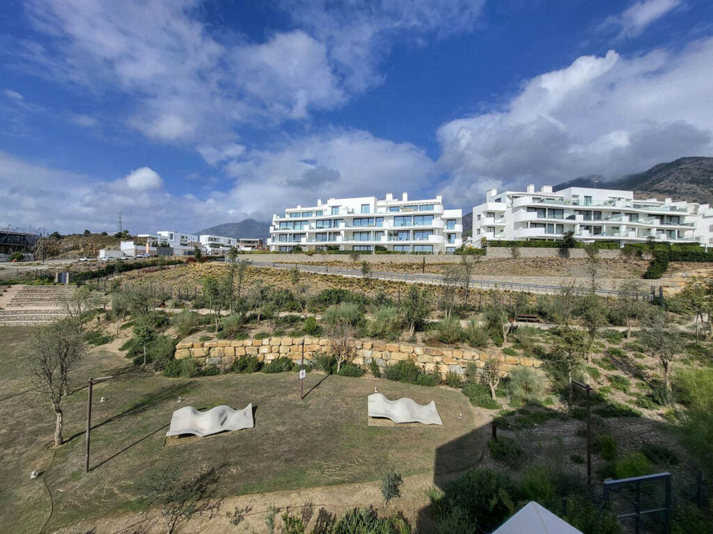 Middle Floor Apartment Fuengirola Málaga - image 28