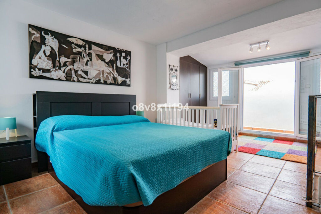 Detached Villa Pizarra Málaga - image 29