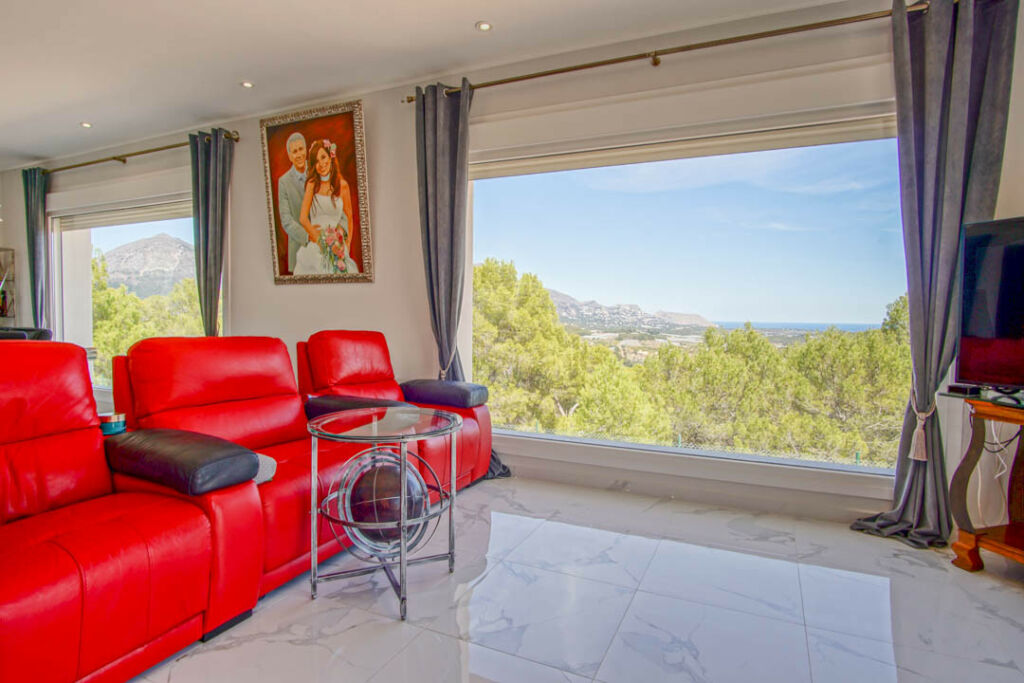 Detached Villa La Nucia Alicante - image 29