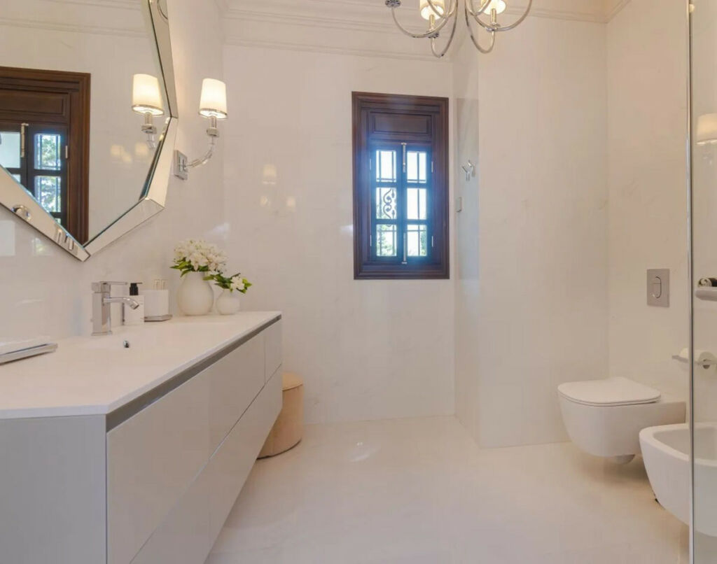 Detached Villa Sierra Blanca Málaga - image 29