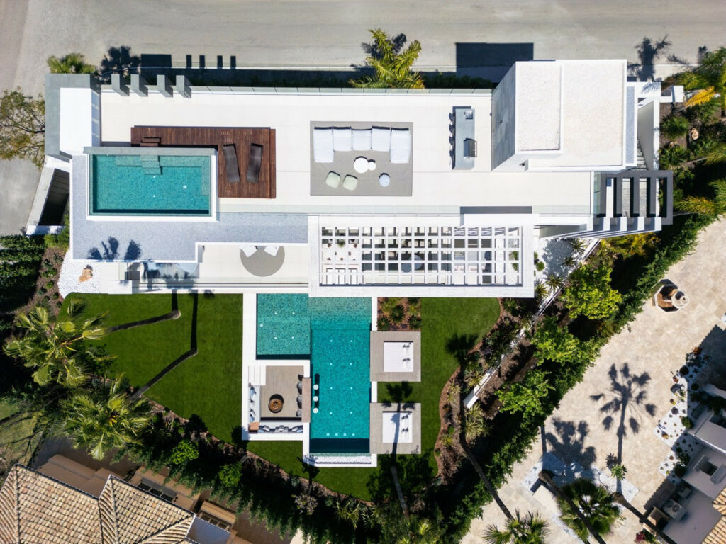 Detached Villa Nueva Andalucía Málaga - image 29