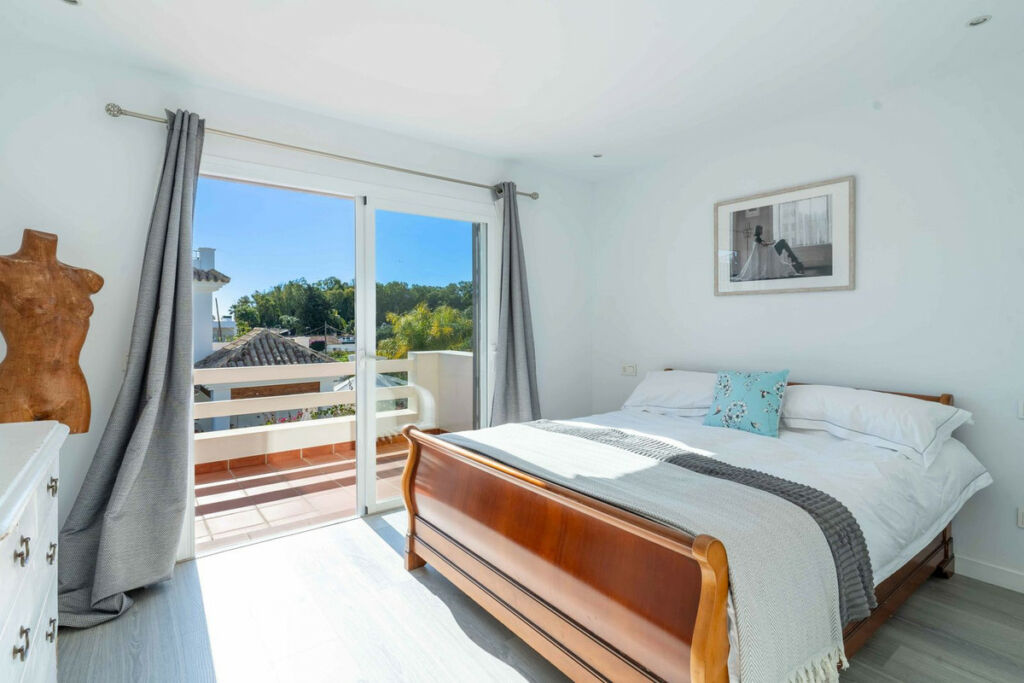 Detached Villa San Pedro de Alcántara Málaga - image 29