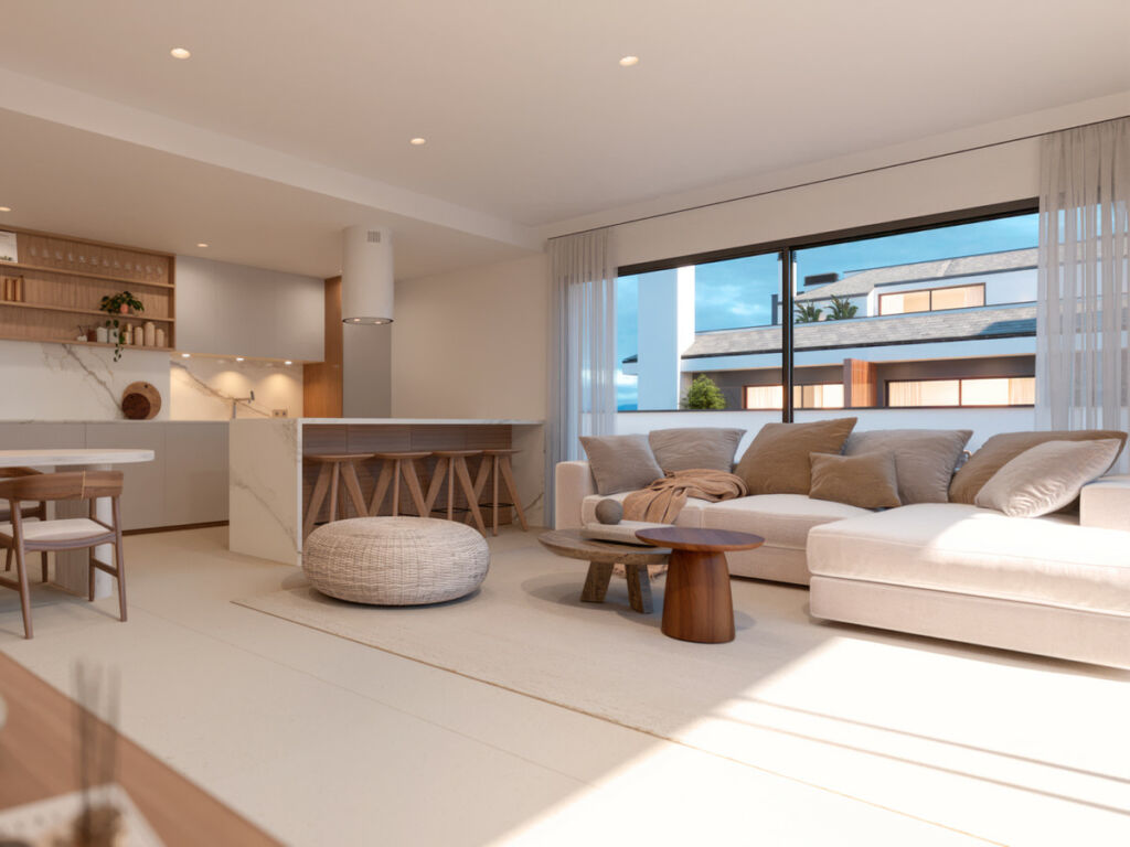 Ground Floor Apartment Los Pacos Málaga - image 3