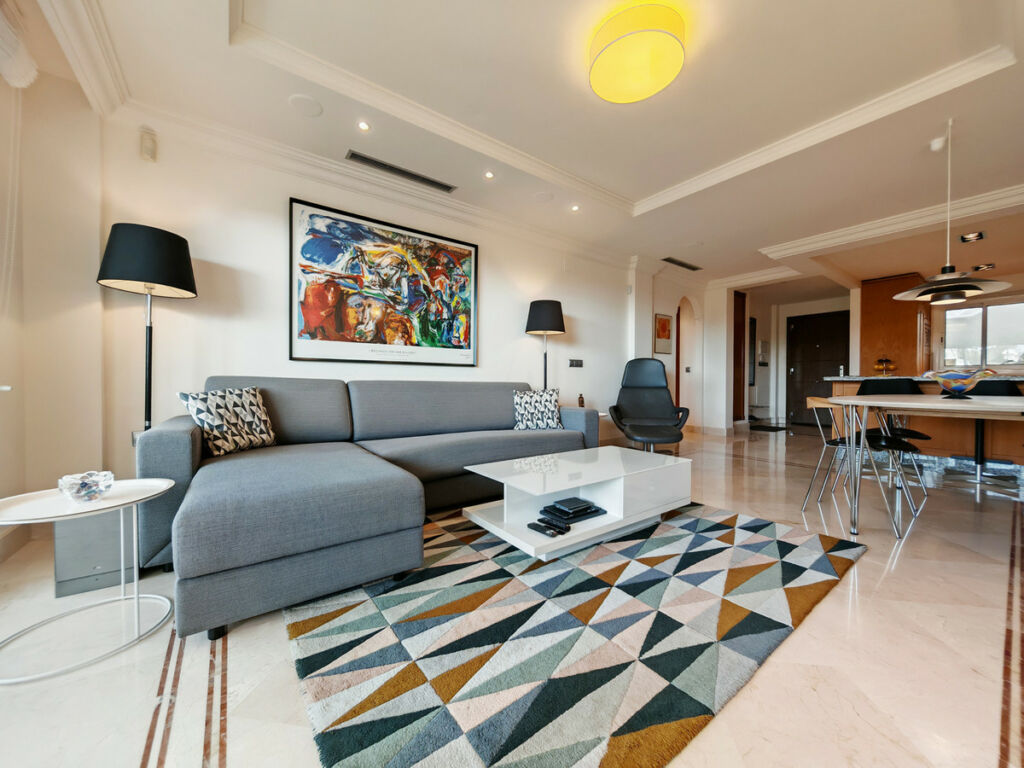 Middle Floor Apartment Nueva Andalucía Málaga