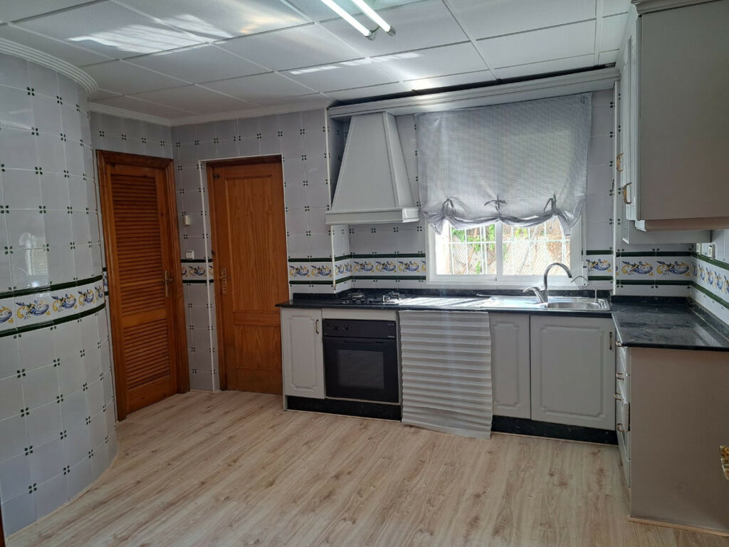 Detached Villa Orihuela Alicante - image 3