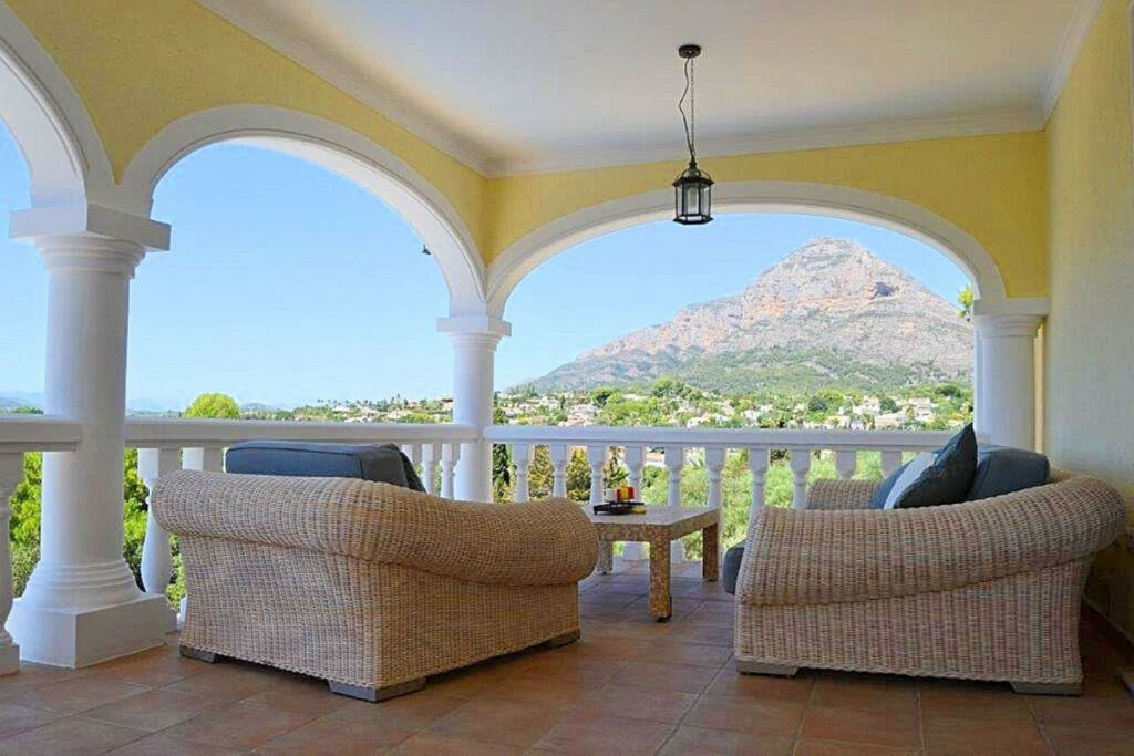 Detached Villa Javea Alicante - image 5