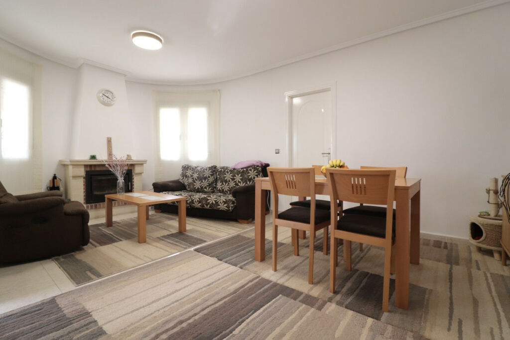 Detached Villa Benijofar Alicante - image 3