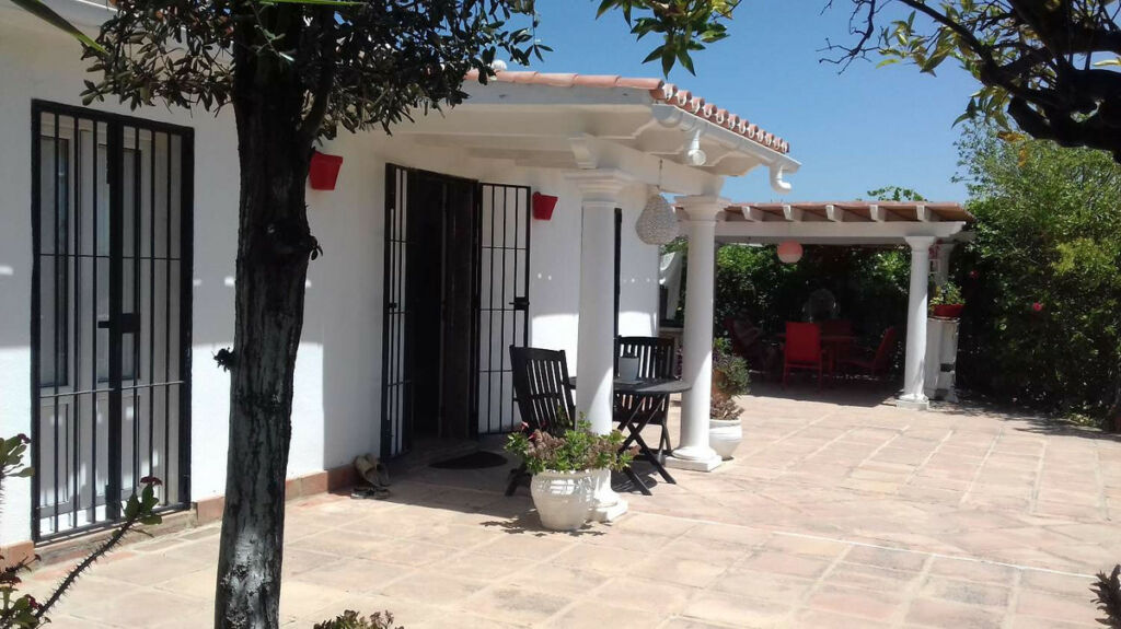 Detached Villa Alhaurín de la Torre Málaga - image 4
