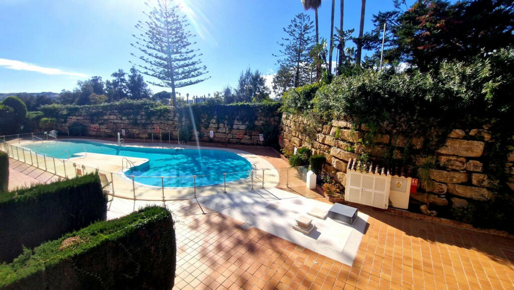 Middle Floor Apartment Mijas Golf Málaga - image 3
