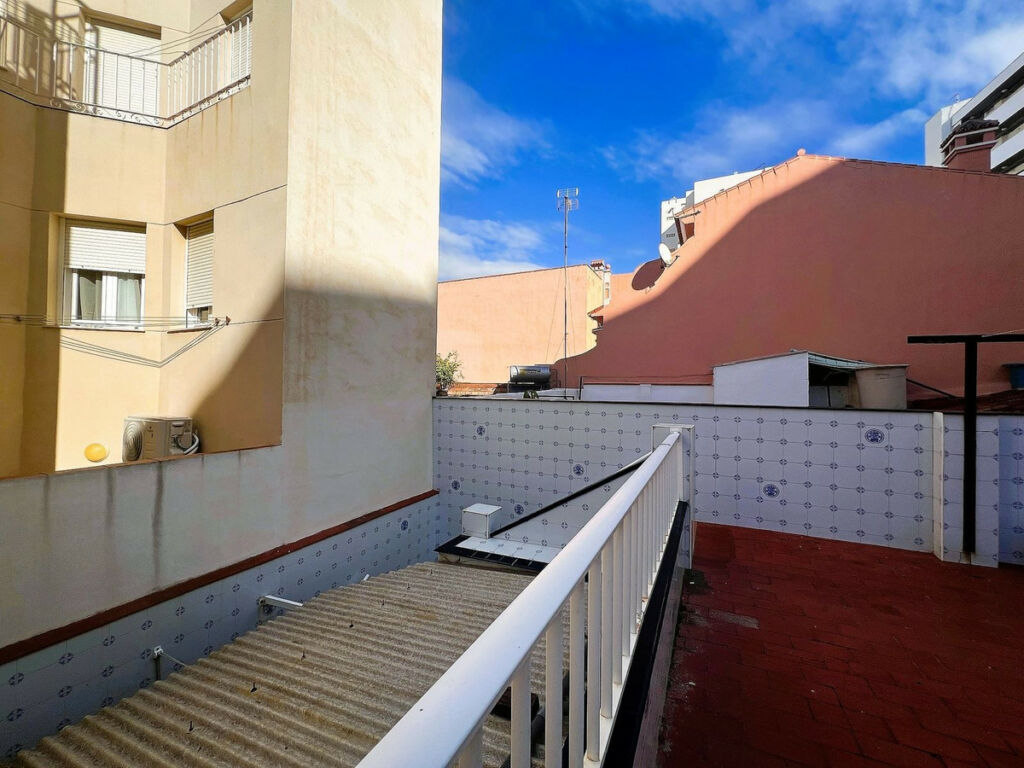 Townhouse Fuengirola Málaga - image 3