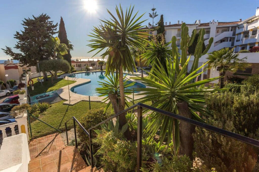 Ground Floor Apartment Riviera del Sol Málaga - image 3
