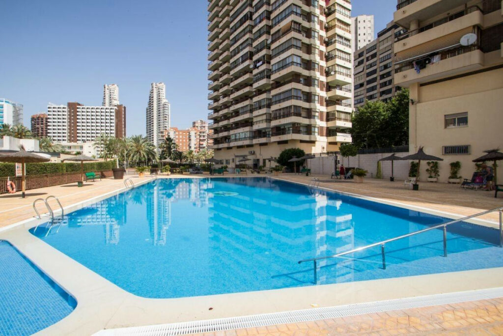Middle Floor Studio Benidorm Alicante - image 3