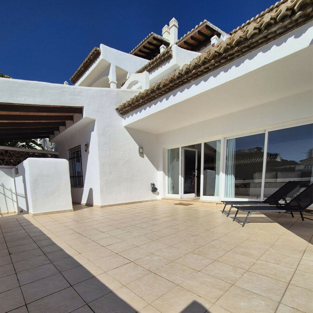 Ground Floor Apartment Benalmadena Málaga - image 6