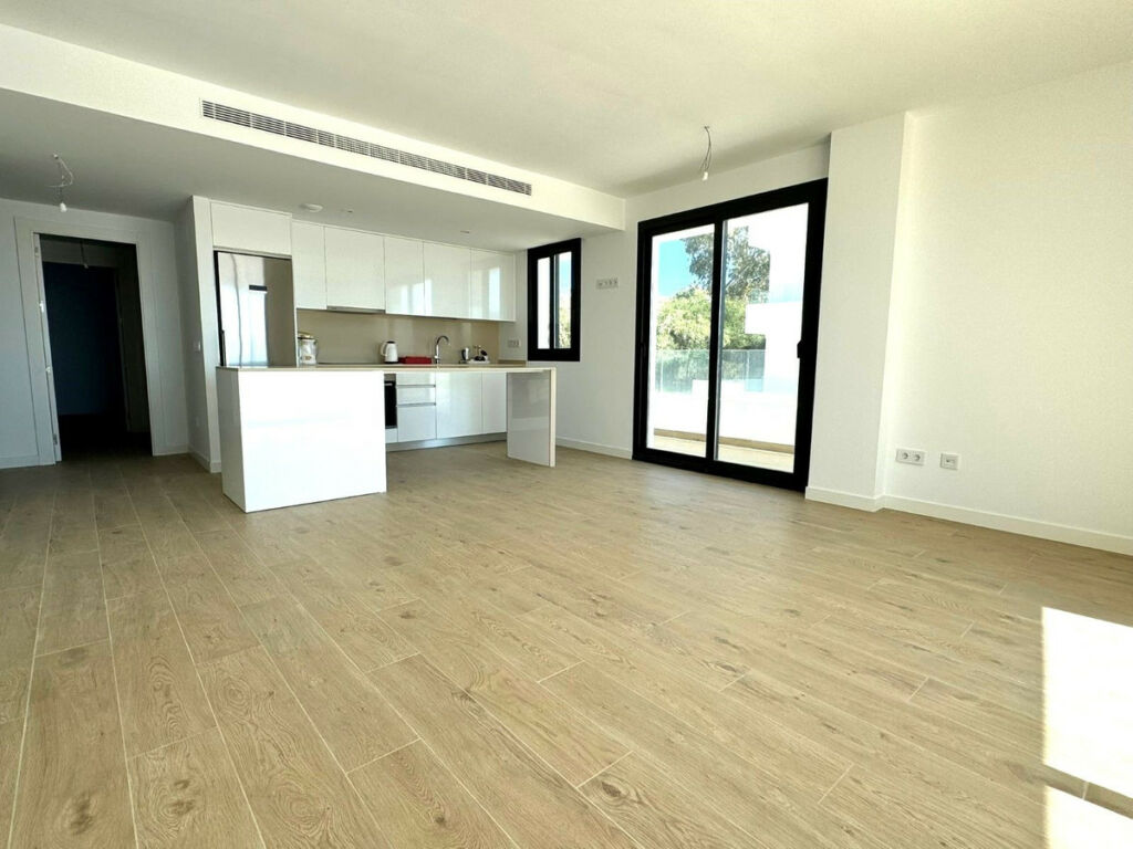 Ground Floor Apartment Estepona Málaga - image 3