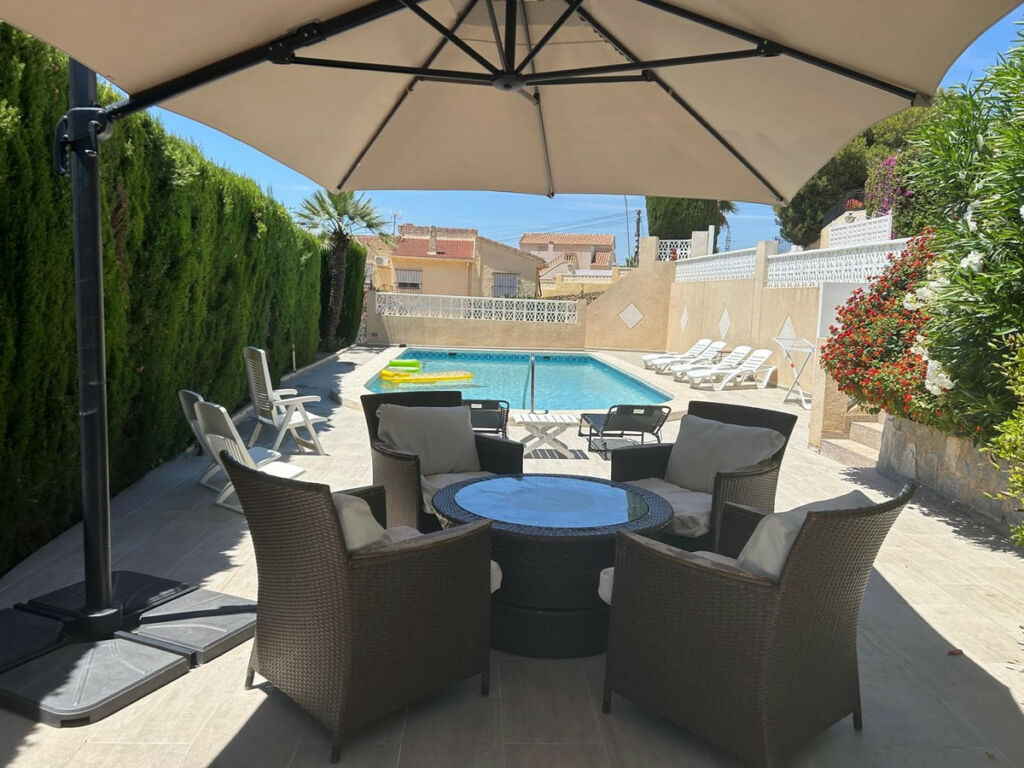 Detached Villa Rojales Alicante - image 3