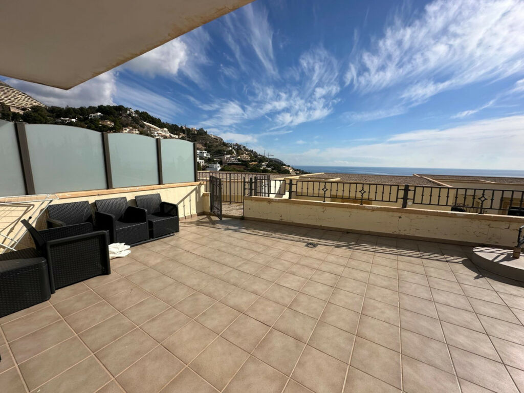 Middle Floor Apartment Altea Alicante - image 3