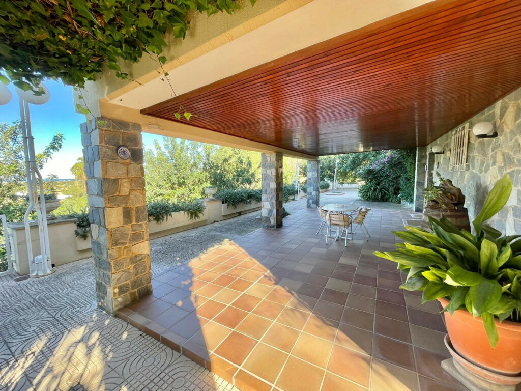 Detached Villa Pedreguer Alicante - image 3