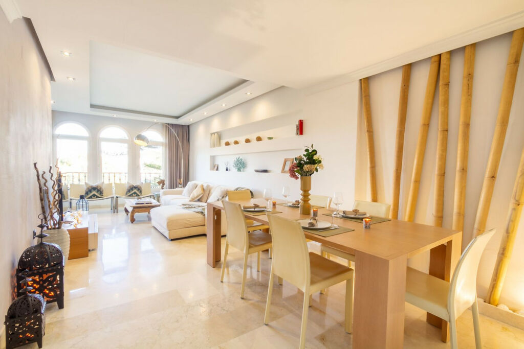 Middle Floor Apartment Elviria Málaga - image 11