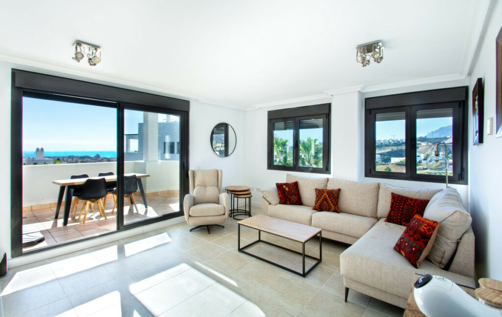 Penthouse Estepona Málaga - image 4