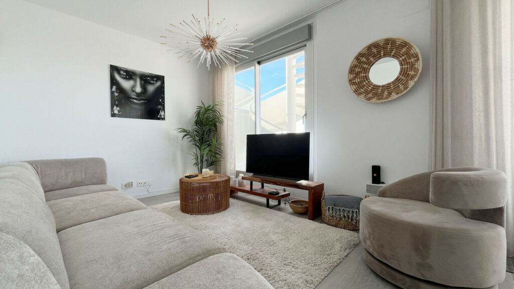 Penthouse New Golden Mile Málaga - image 3